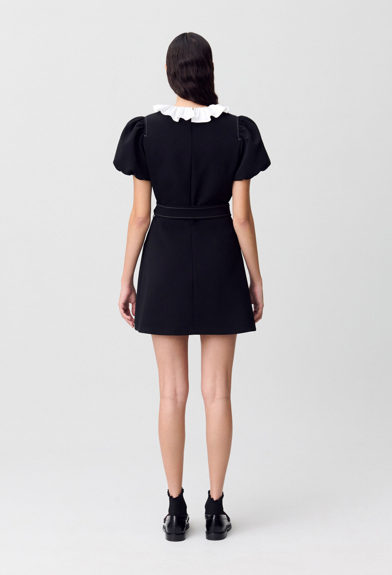 Short dress with collar Short dress with collar