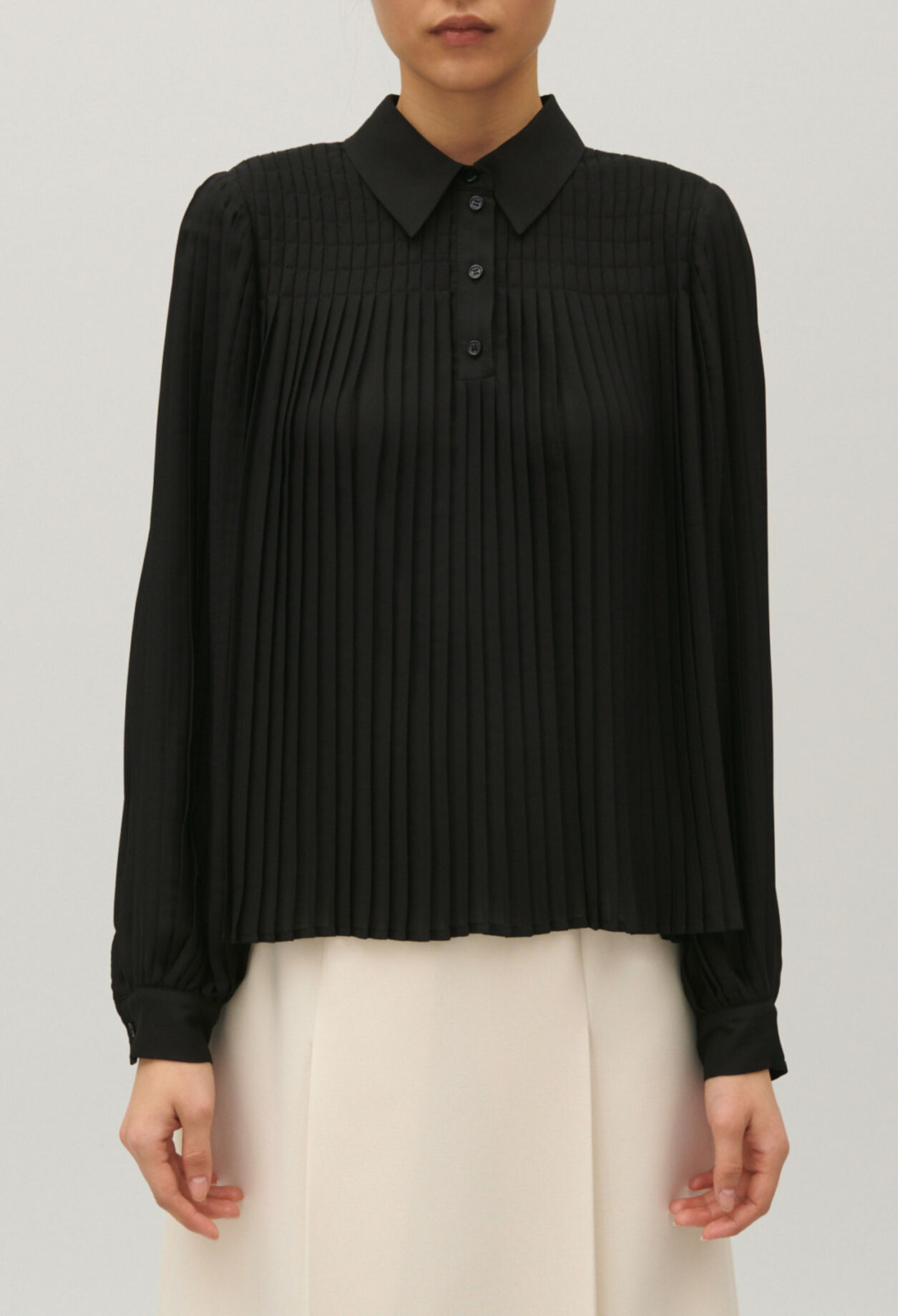 Pleated blouse