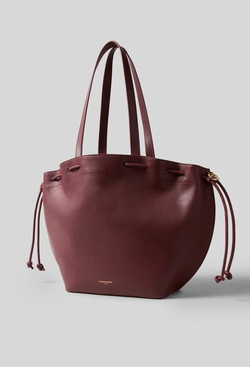 Smooth leather tote with gold logo