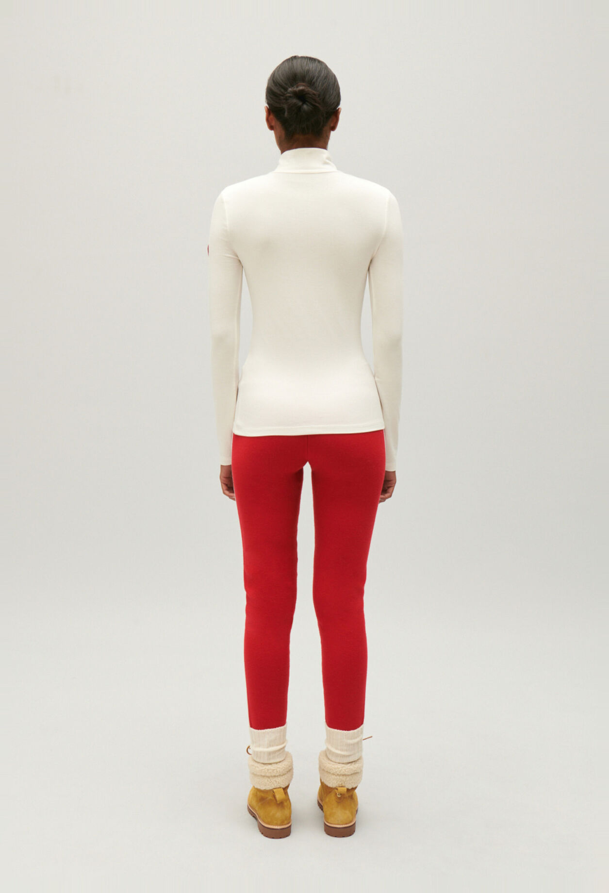 T-shirt with high neck