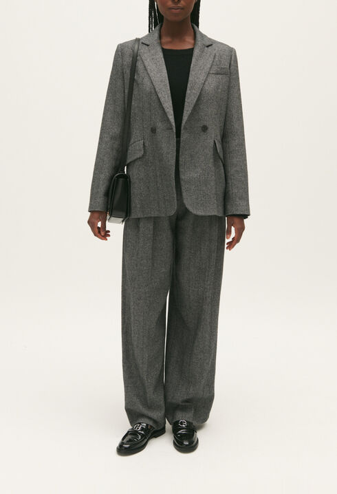 Two-tone suit jacket