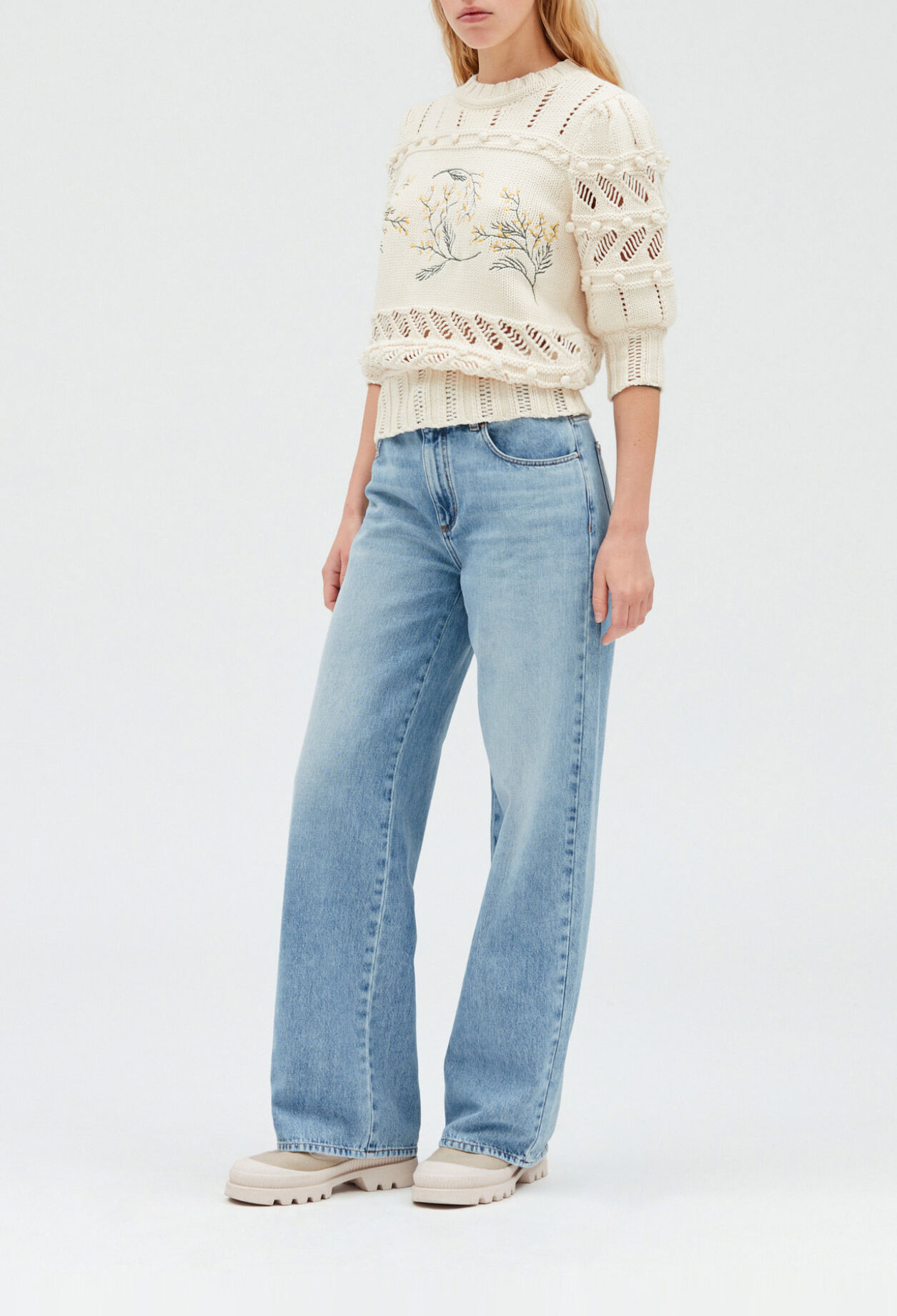 Knitted jumper with mimosa motifs