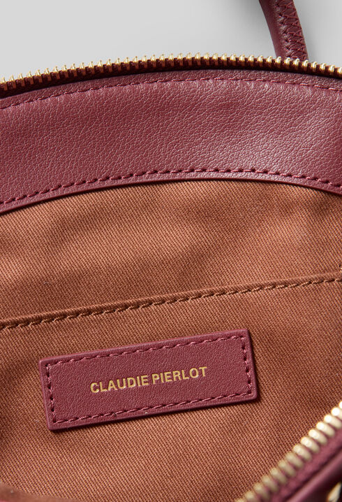 Smooth leather bag with gold rings