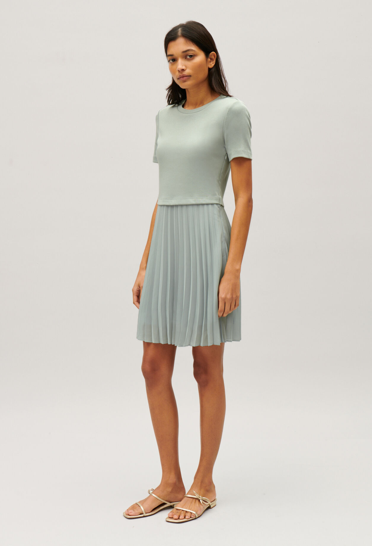 Short almond pleated Twist dress