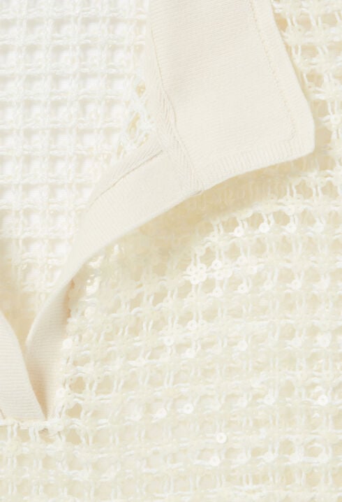 Short-sleeved crochet top