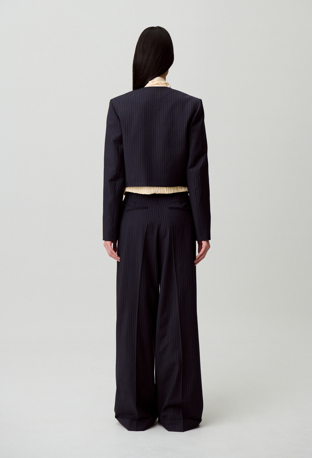 Short tailored jacket