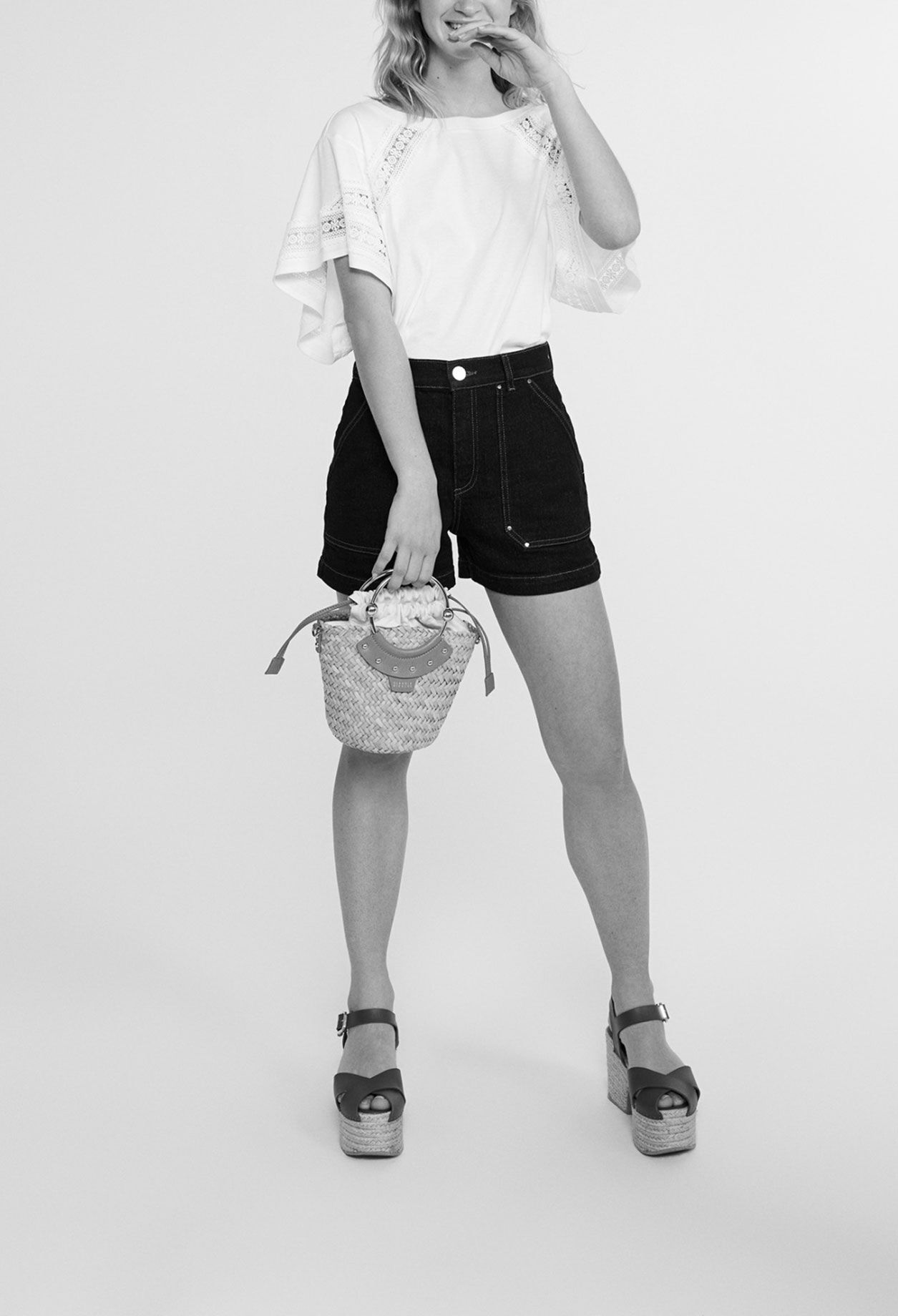 Cropped organic cotton T-shirt Cropped organic cotton T-shirt