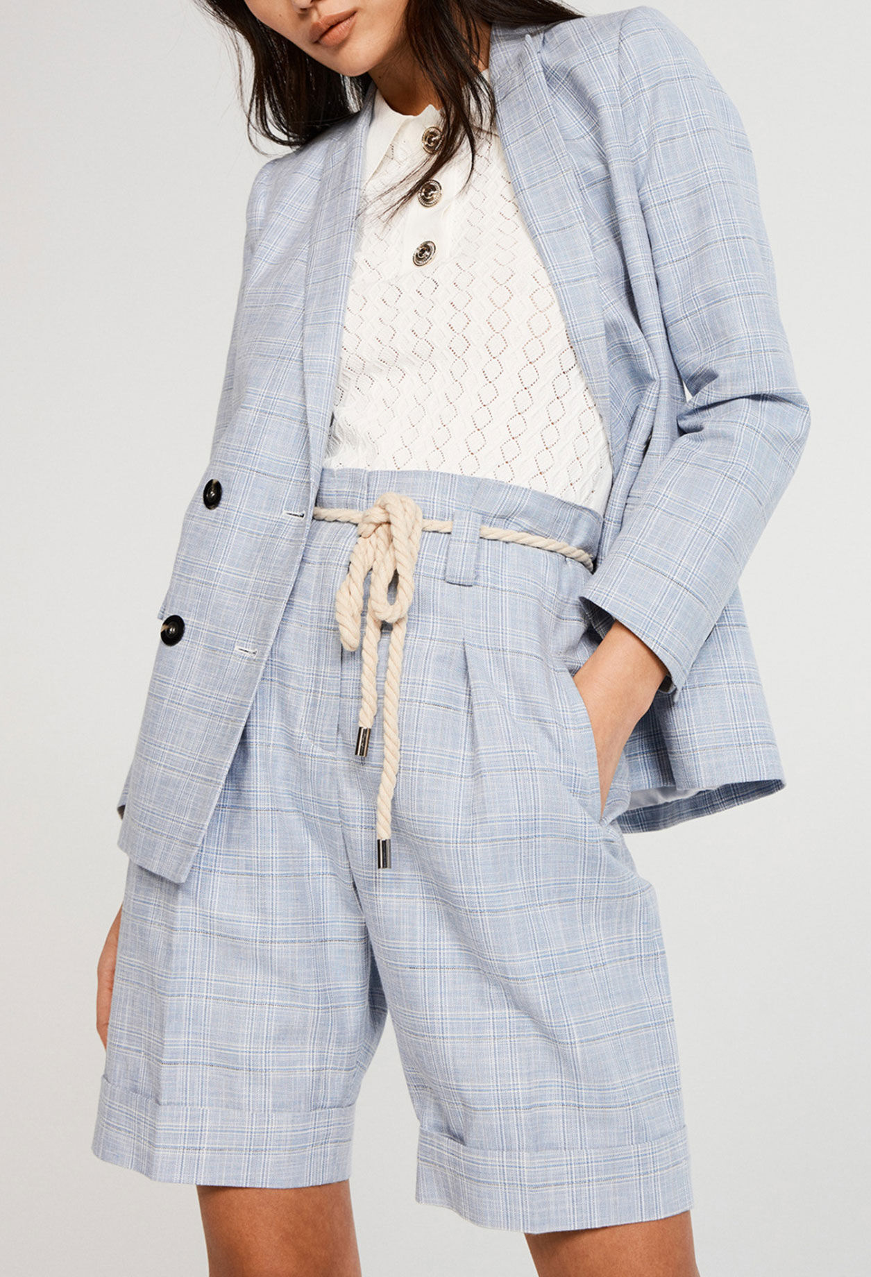 High-waisted shorts High-waisted shorts