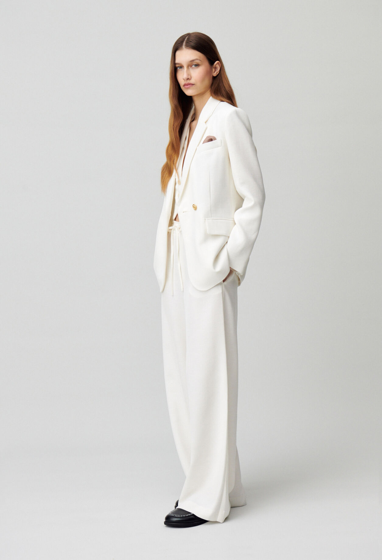 Buttoned blazer