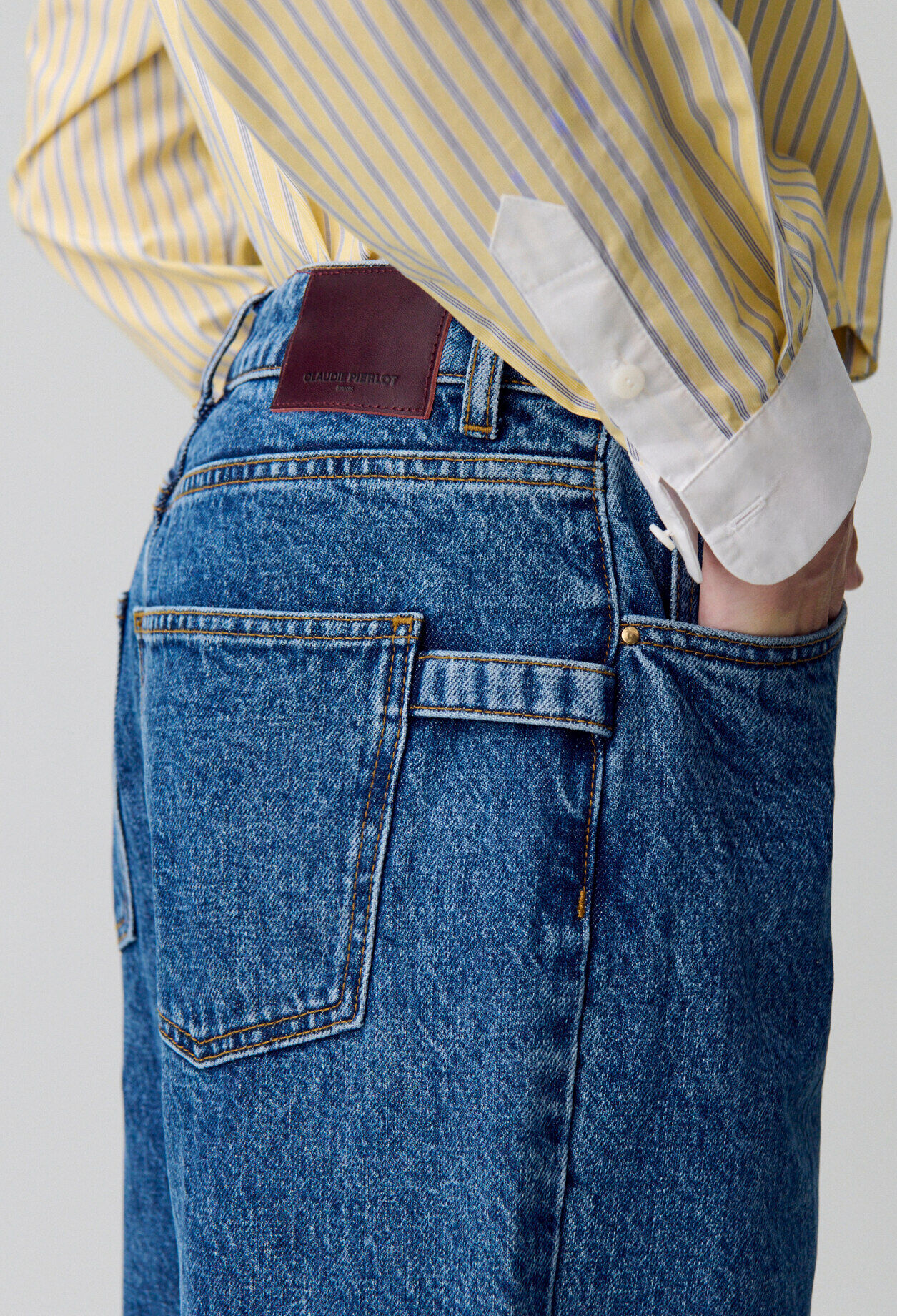 Wide-Leg Straight Denim Jeans Wide-Leg Straight Denim Jeans