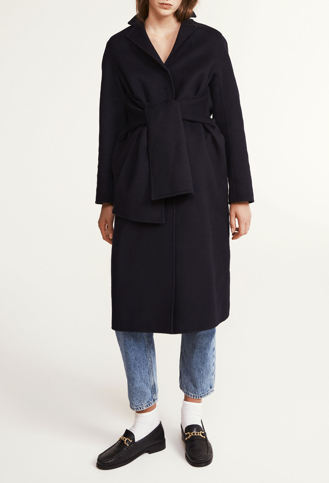 Coat with tie belt