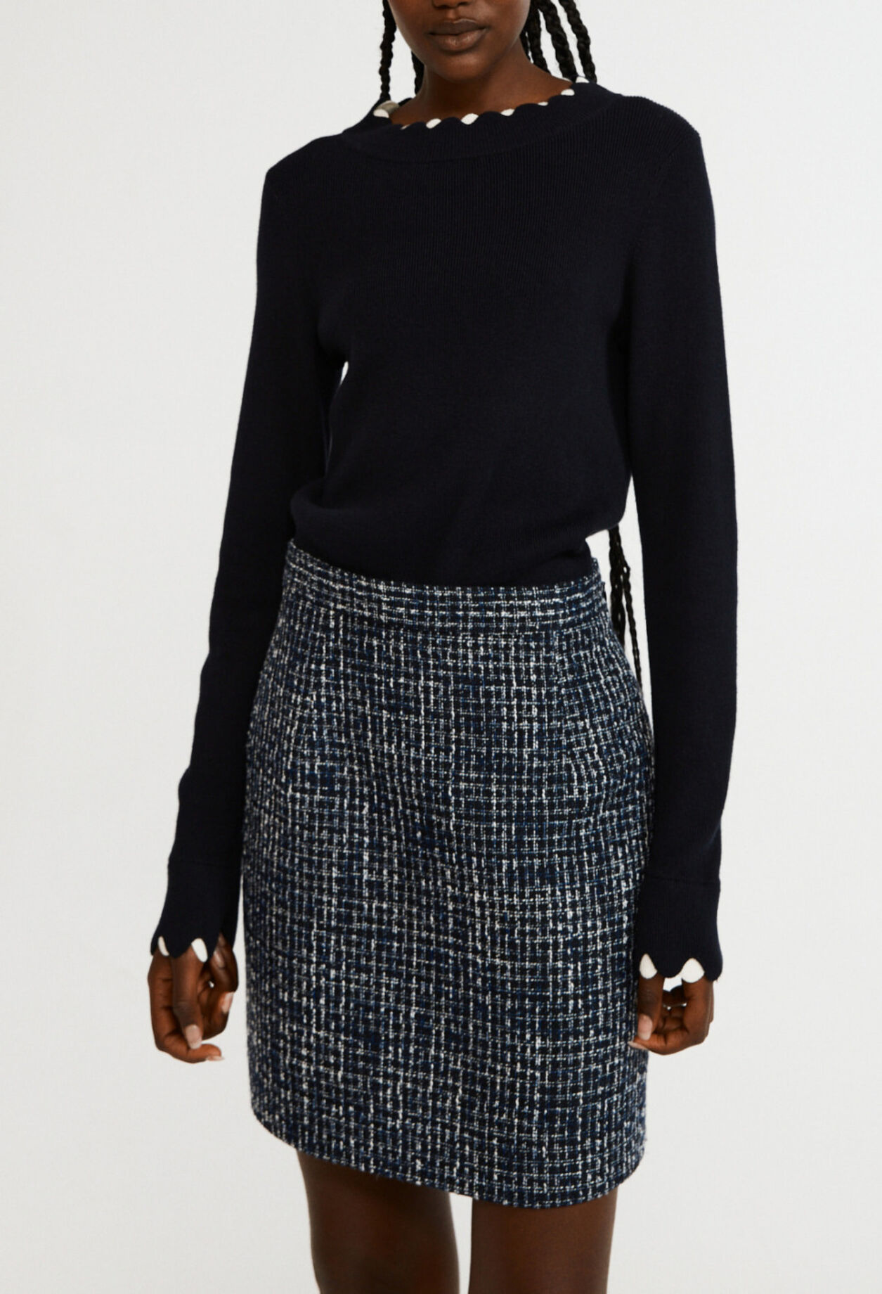 Round neck pullover Round neck pullover