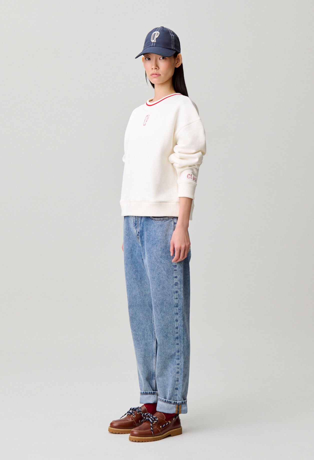 Washed denim jeans