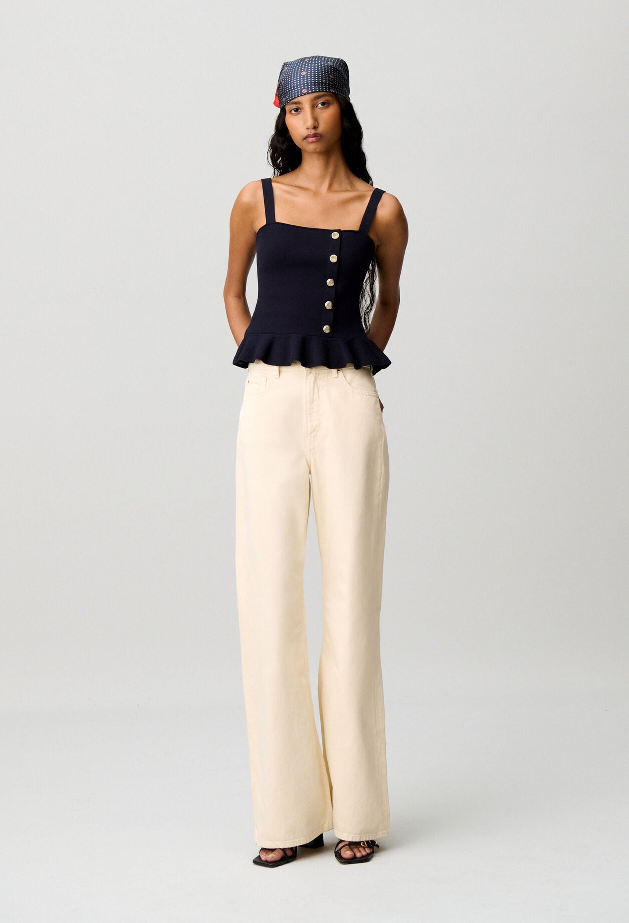 Ruffled knitted top