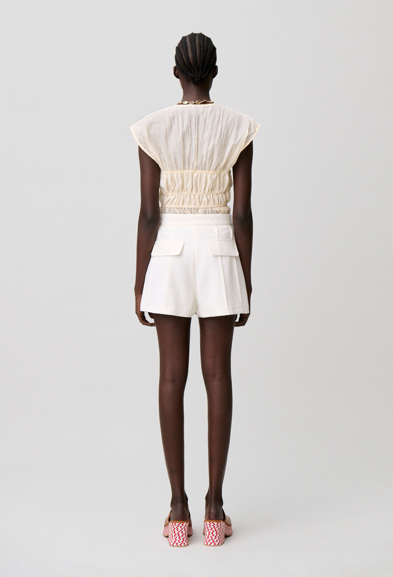Topstitched seam shorts