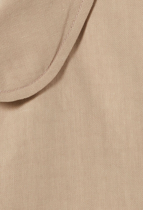 Short tailored linen jacket