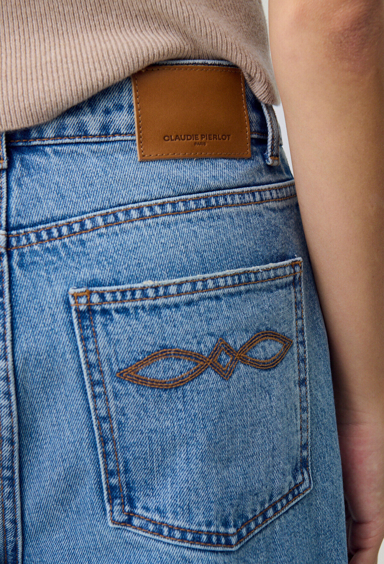 Wide-Leg Washed Denim Jeans Wide-Leg Washed Denim Jeans