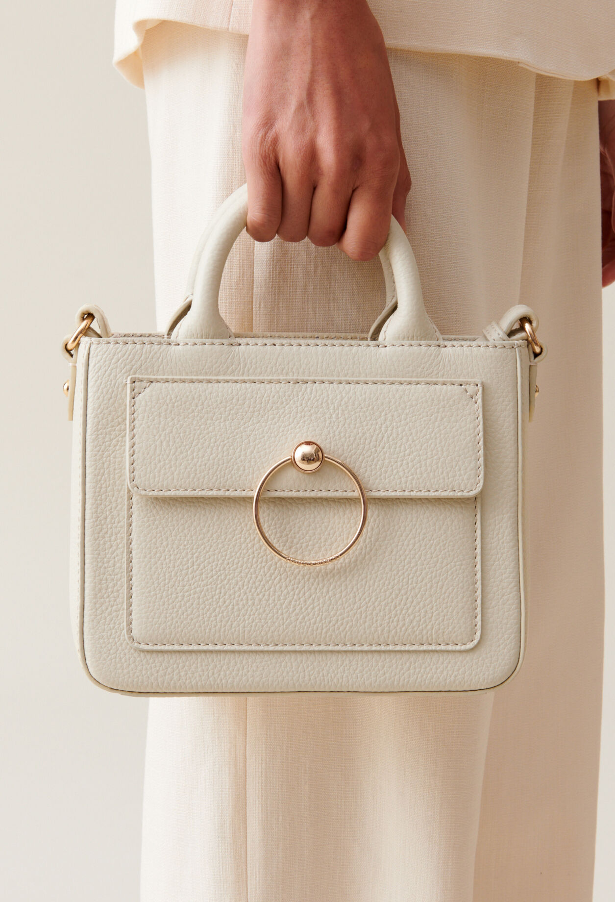 Anouck Grained Leather Bag