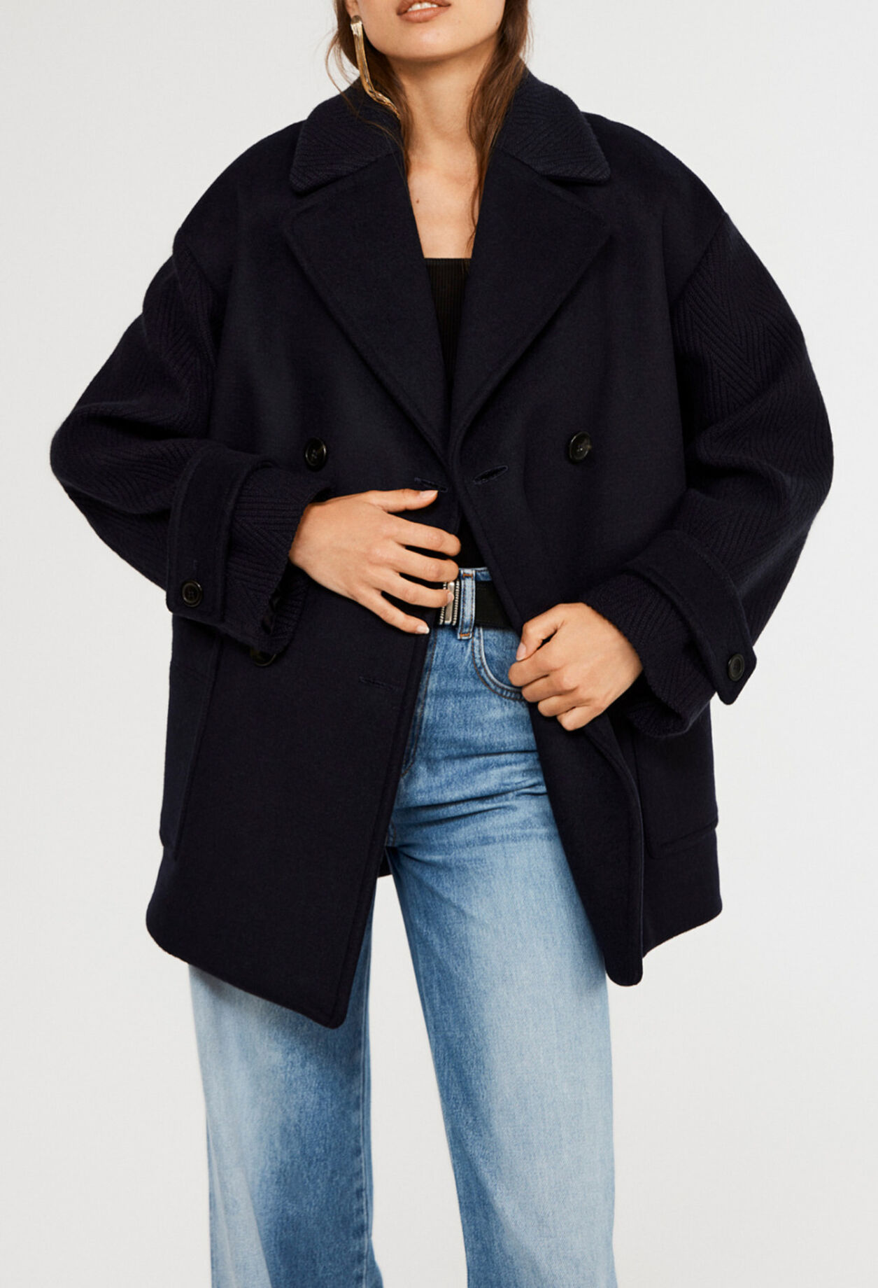 Dual-material coat from recycled wool Dual-material coat from recycled wool