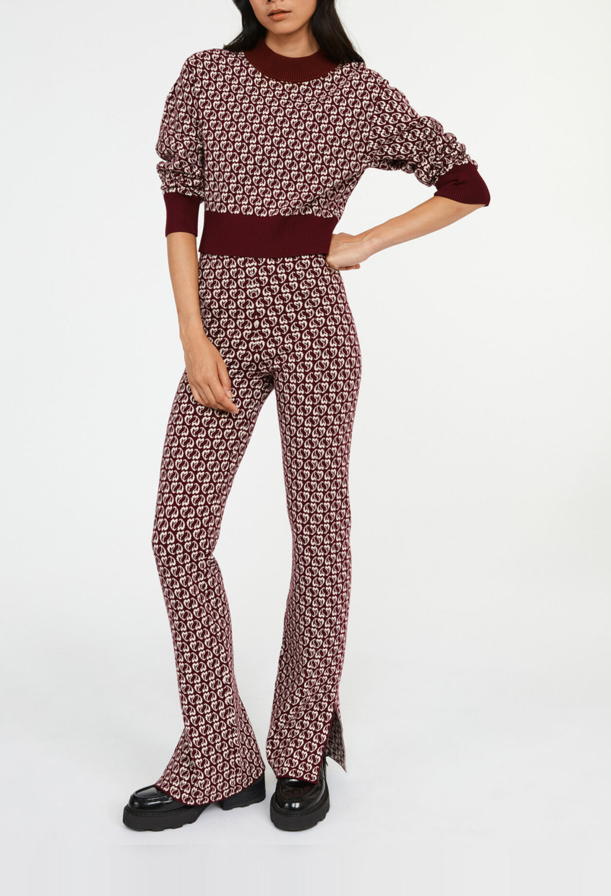 Pantalon bicolore maille imprimé cœur