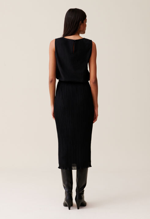 7/8 Dress with Round Neck