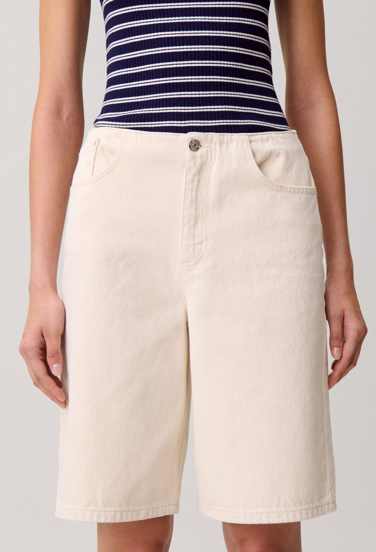 Ecru denim Bermuda shorts