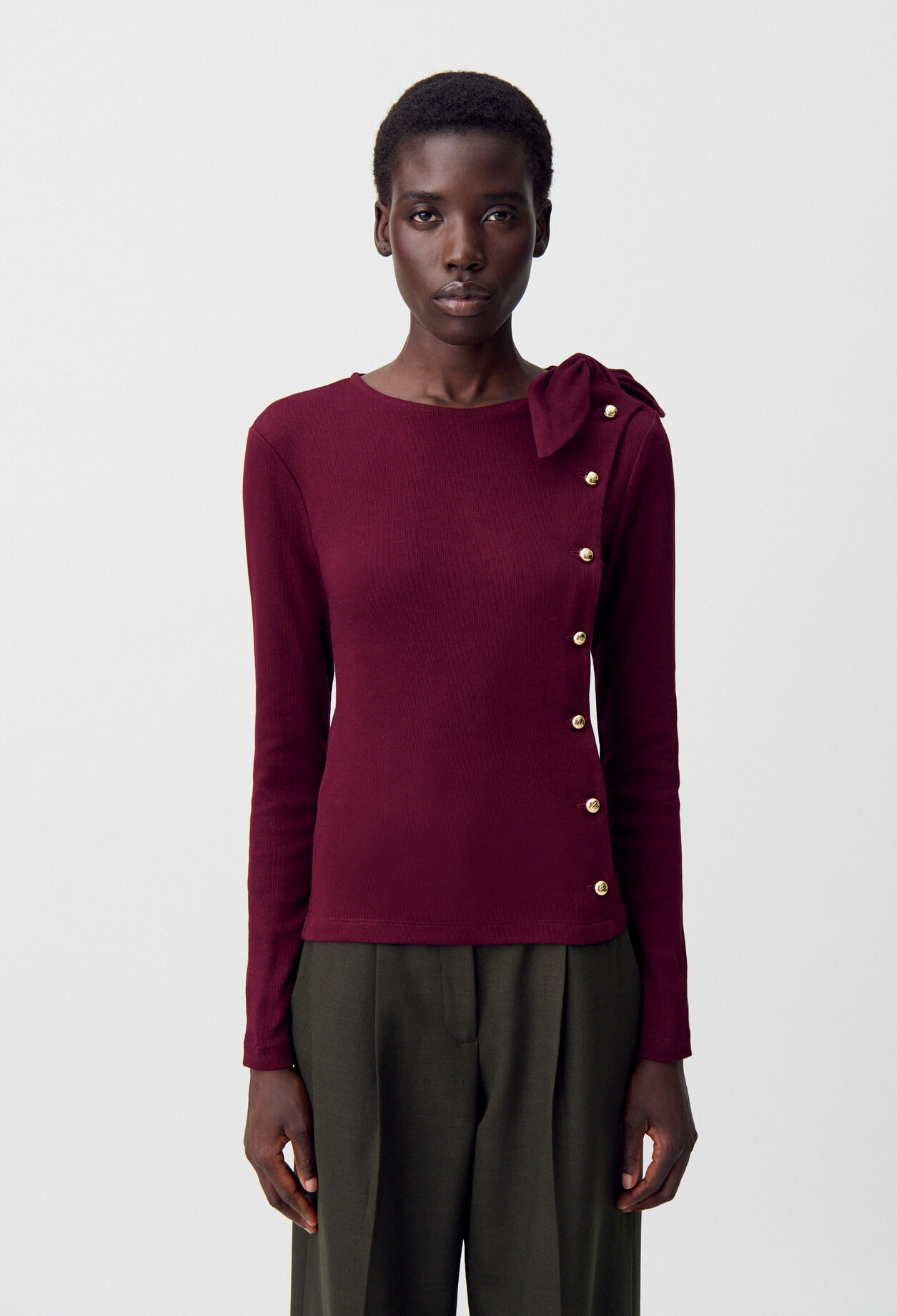 Long-sleeved T-shirt