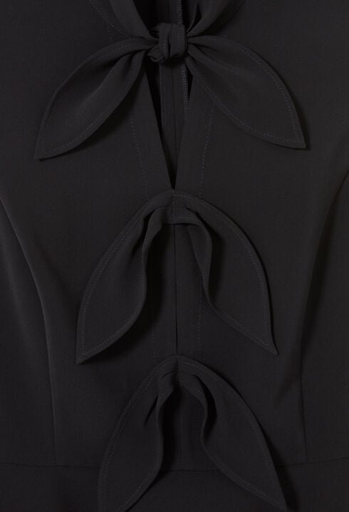 Short tie-neck dress