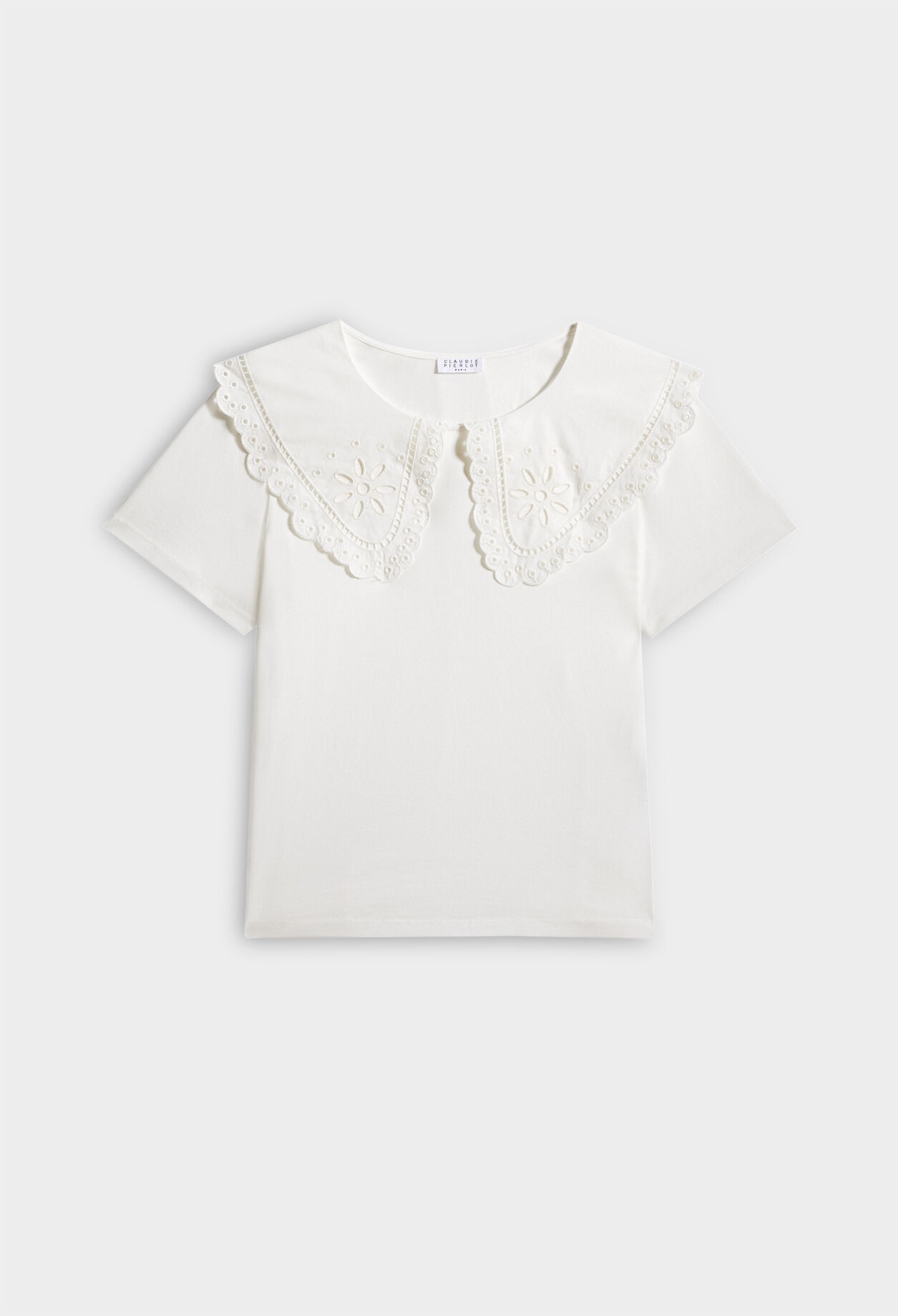 T-shirt with collar