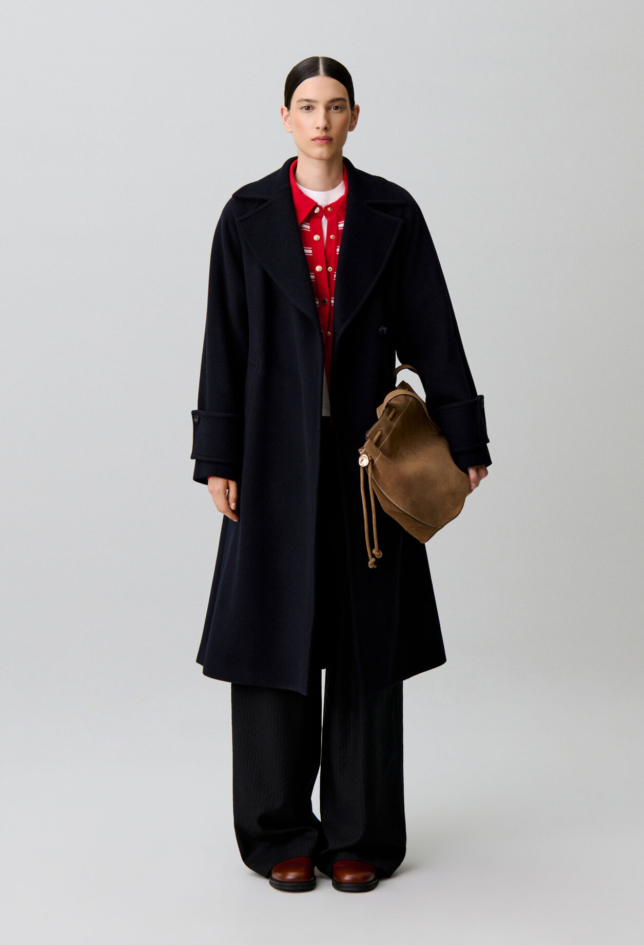 Straight coat with removable belt