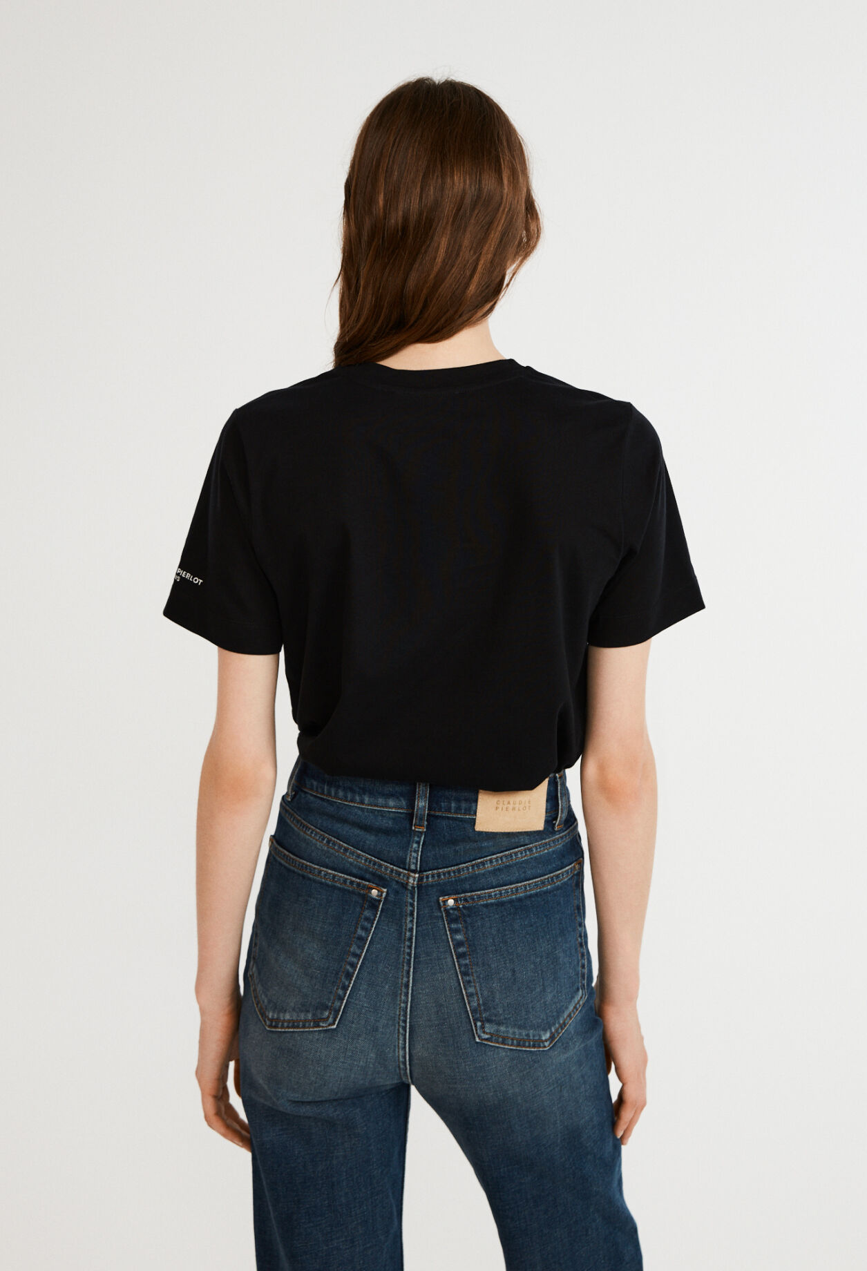 Embroidered short sleeves t-shirt Embroidered short sleeves t-shirt