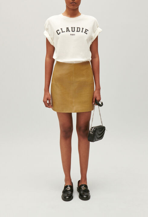 Short ochre yellow leather skirt