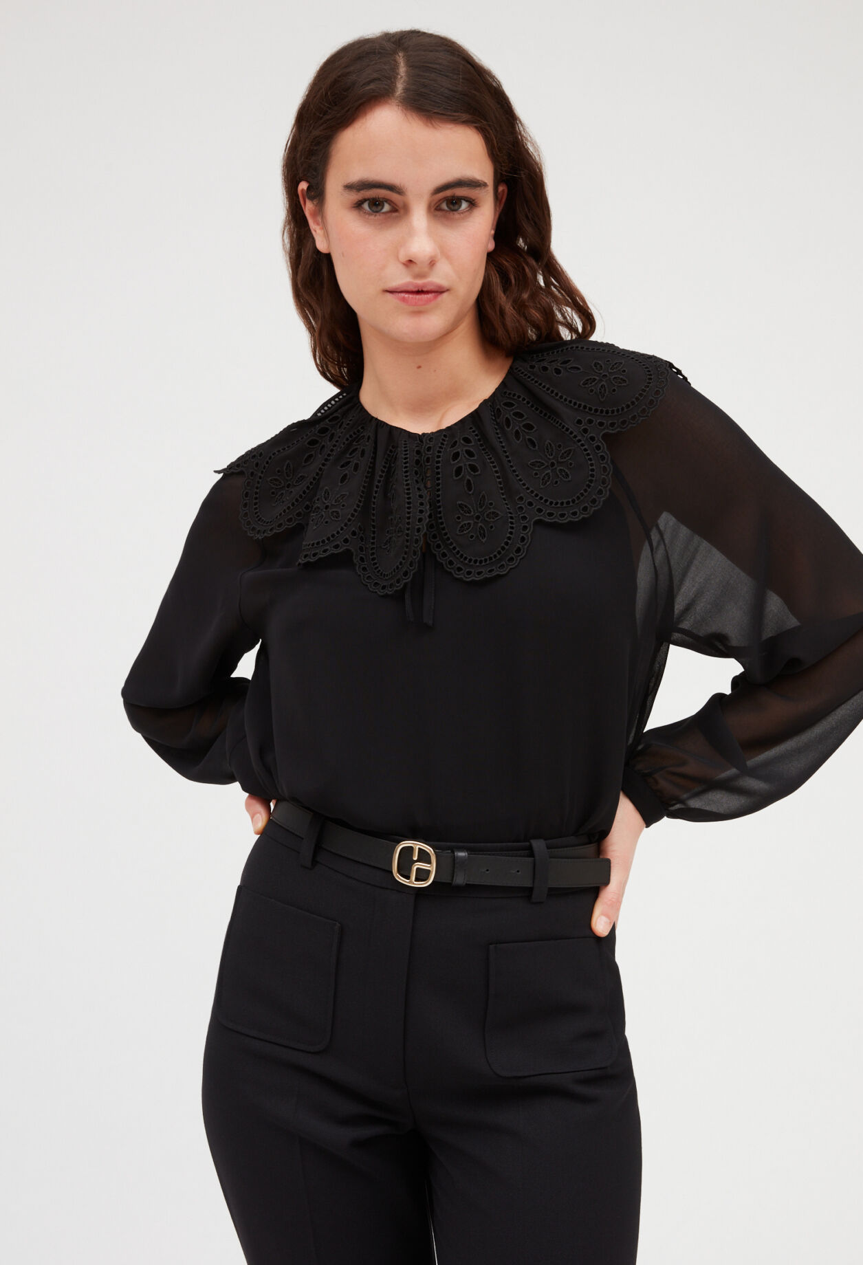 Blouse with large collar