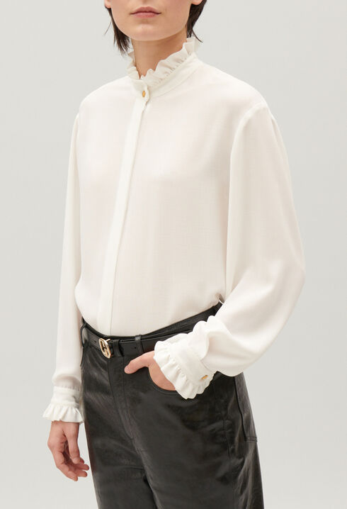 White shirt with wavy collar 