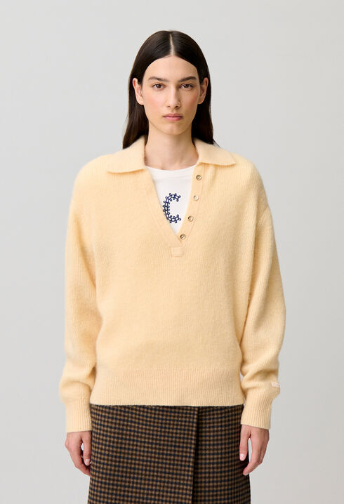 Relaxed fluffy knit jumper