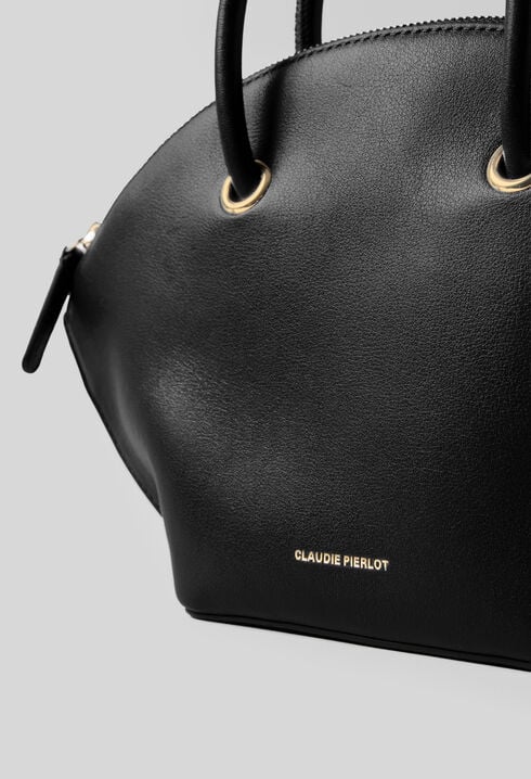 Smooth leather bag with gold rings