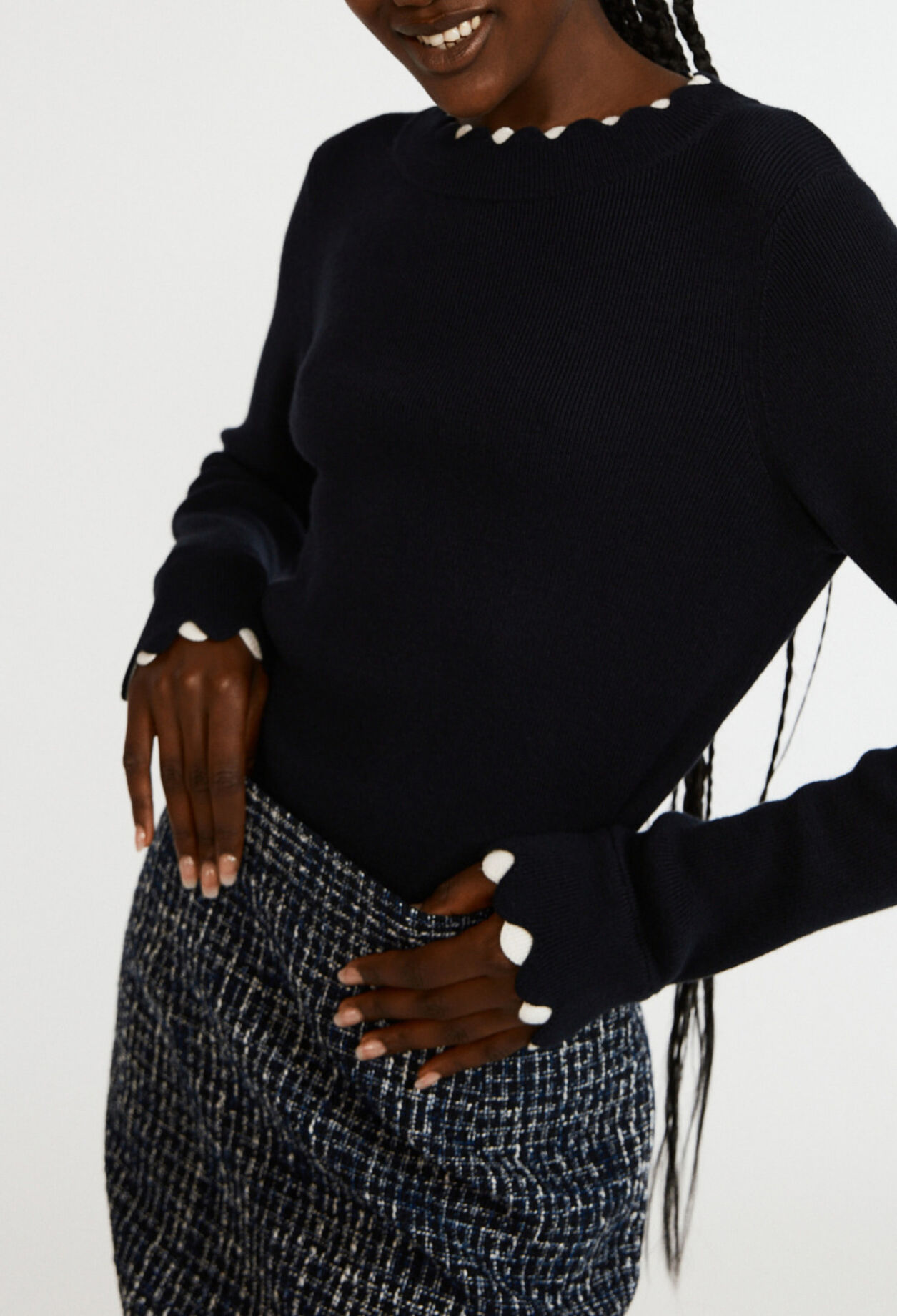 Round neck pullover Round neck pullover