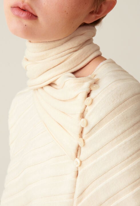 Jumper with removable scarf