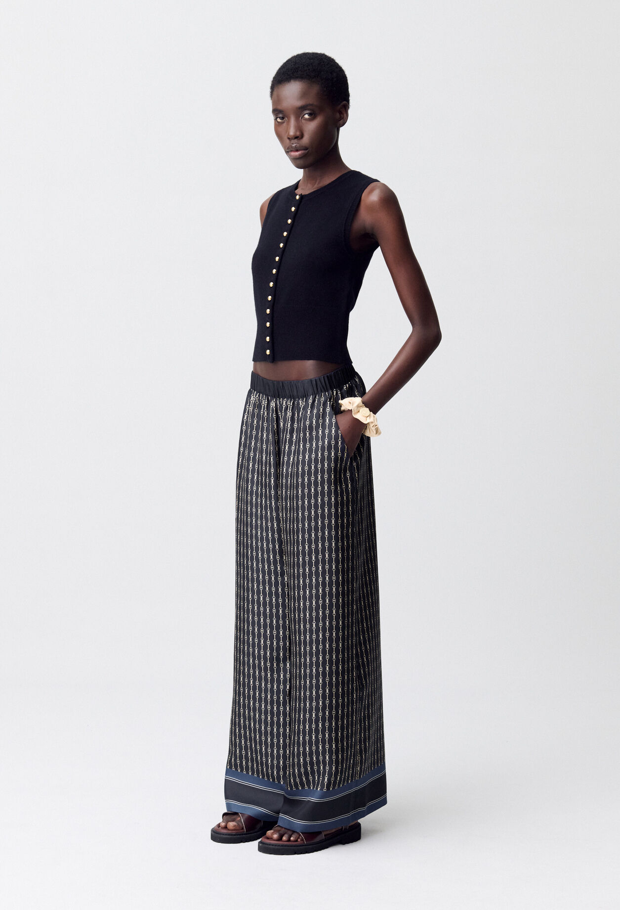 Flowy printed trousers