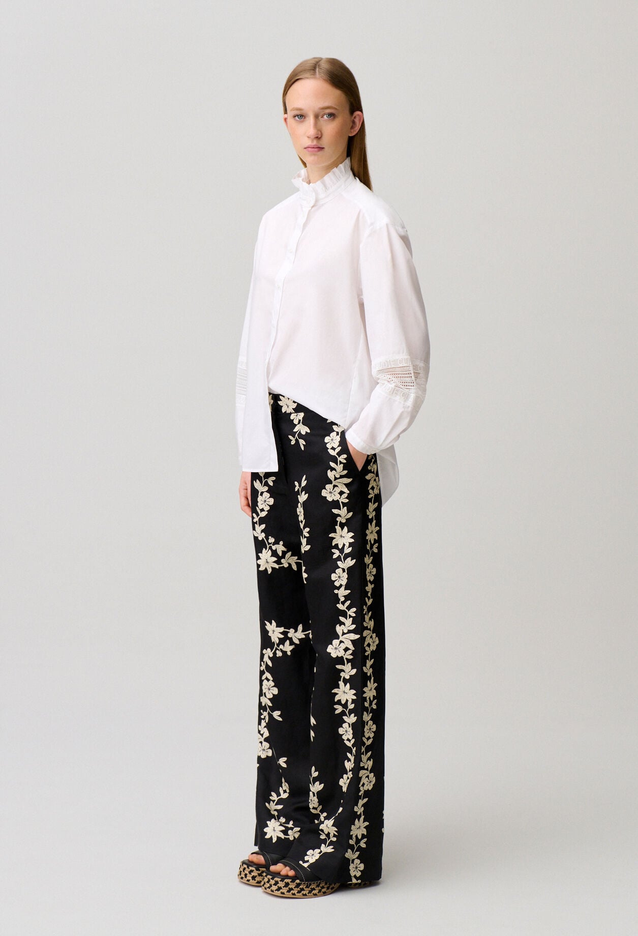 Cotton shirt with frill collar