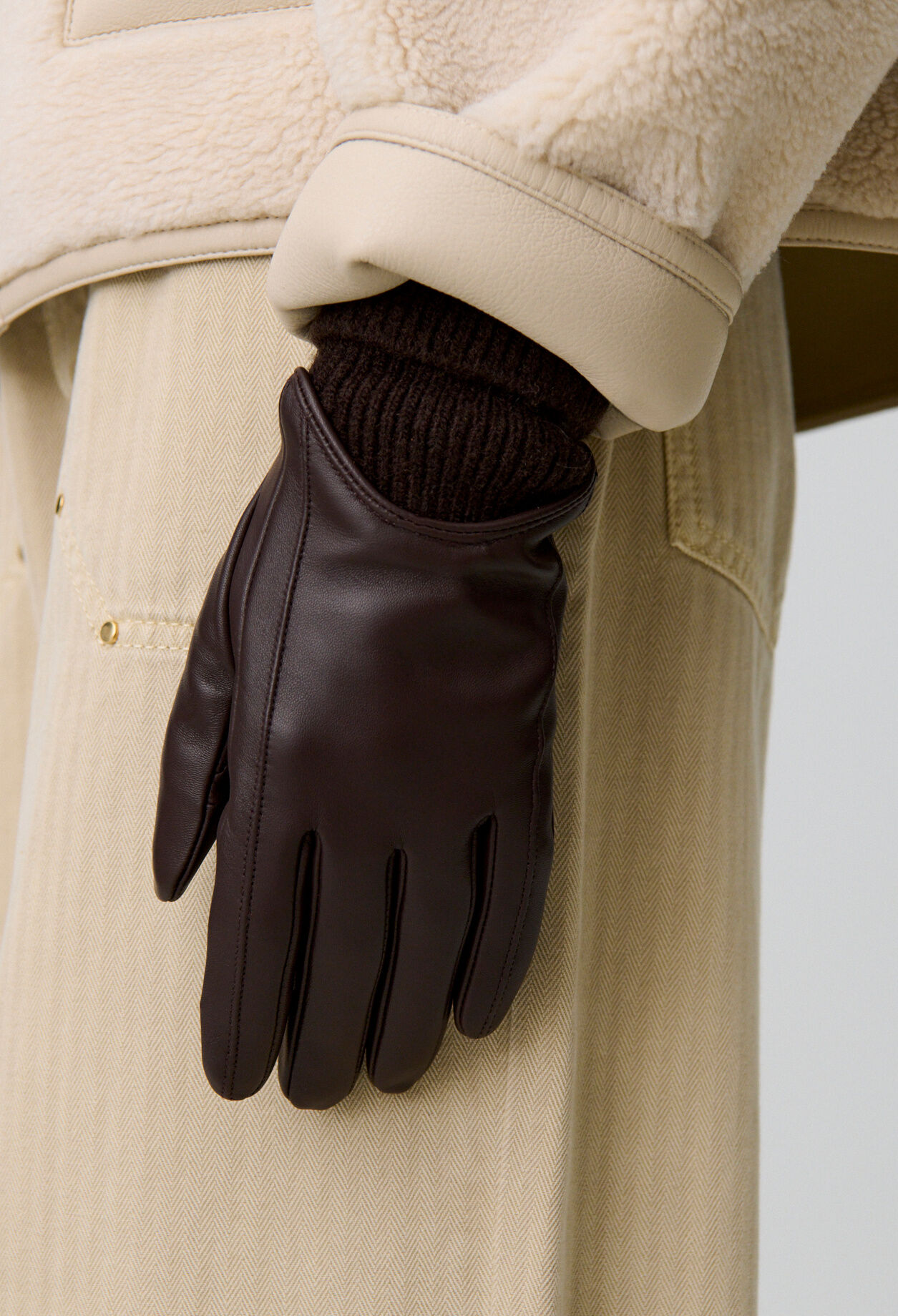 Leather and mesh gloves Leather and mesh gloves