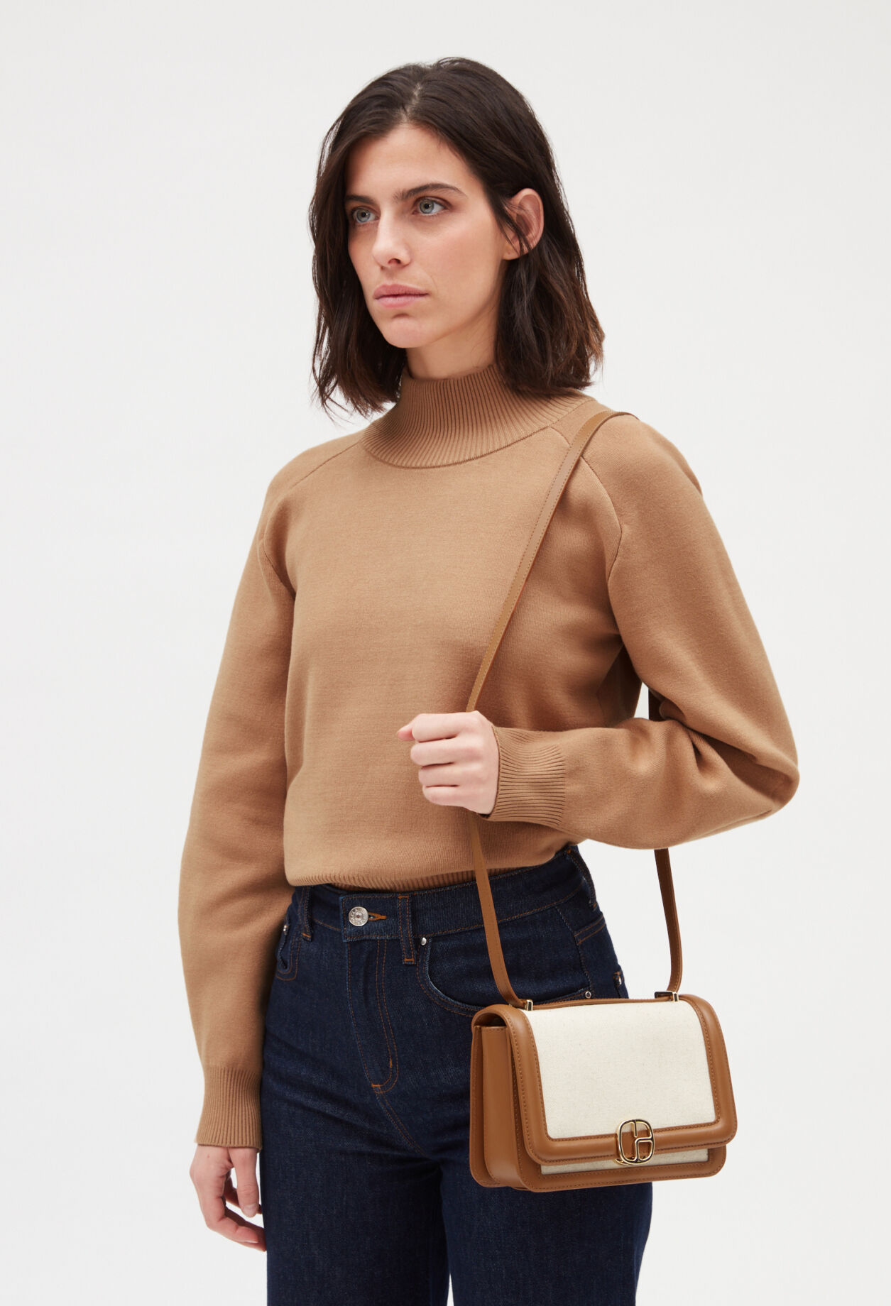 Alberto beige canvas bag Alberto beige canvas bag