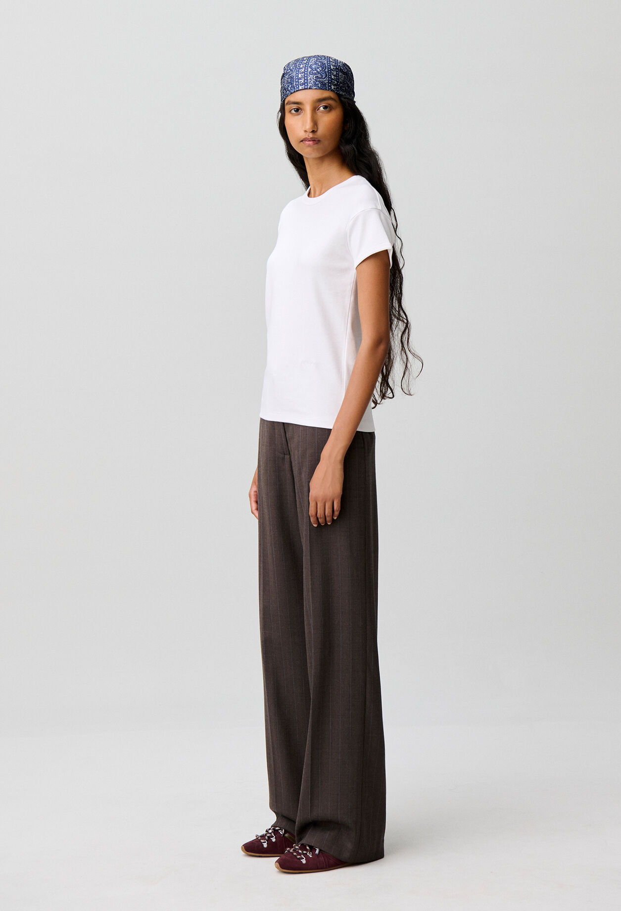 White short-sleeved T-shirt