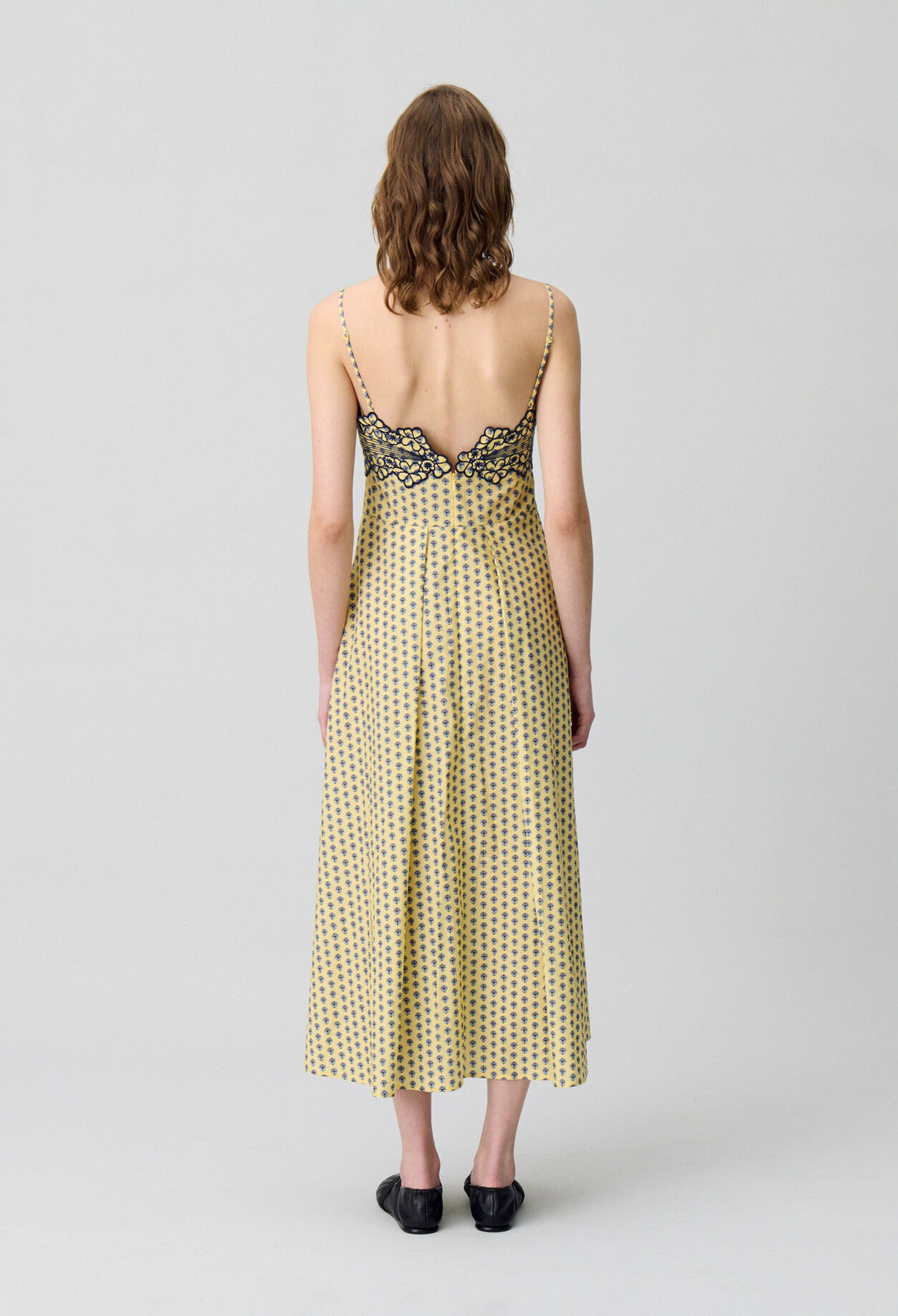V-neck maxi dress