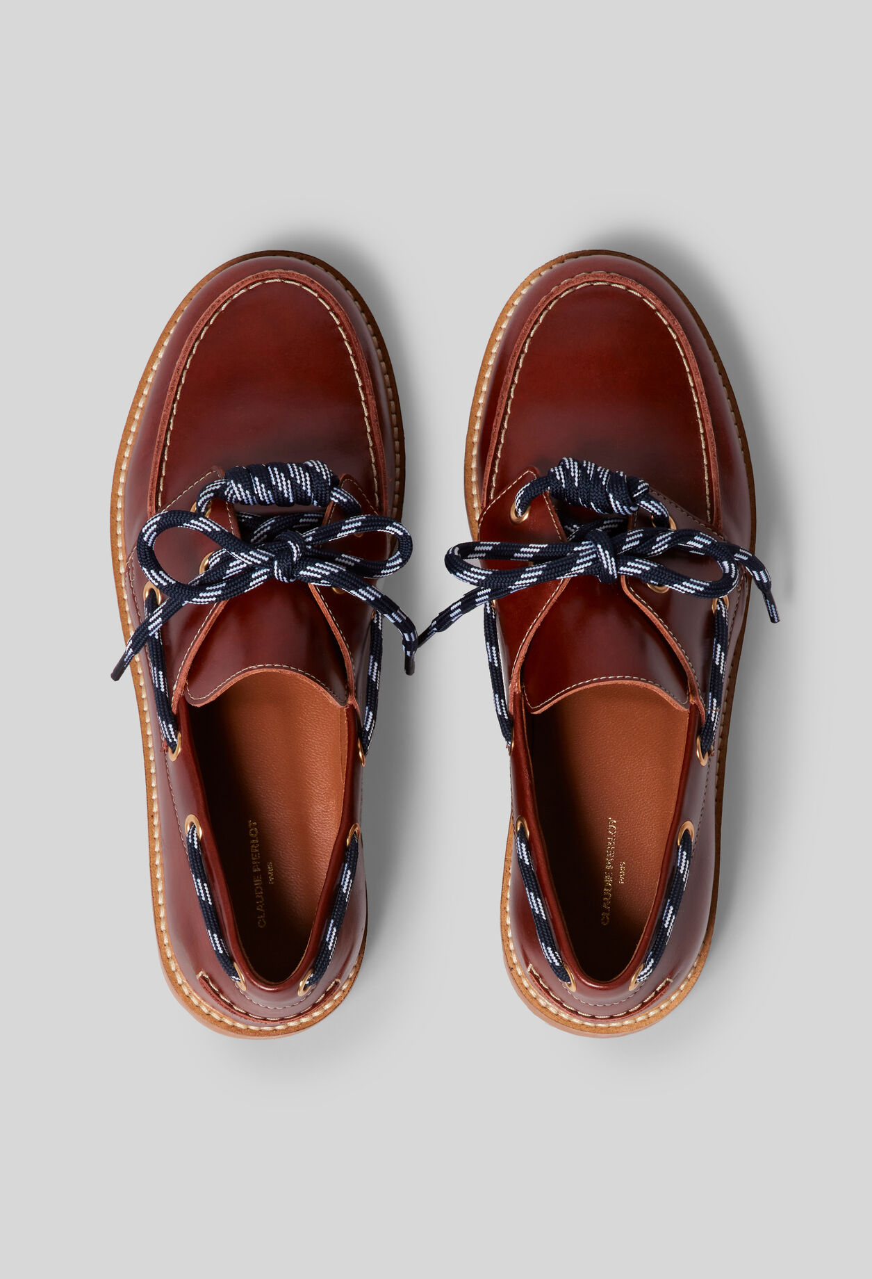 Leather boat shoes