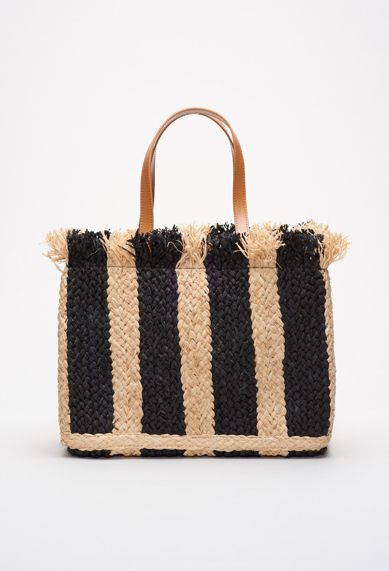 Straw and leather bag Straw and leather bag