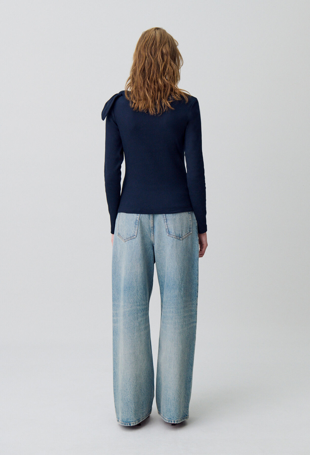 Long-sleeved T-shirt Long-sleeved T-shirt