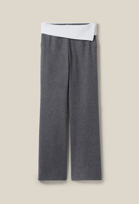 Straight trousers contrast belt