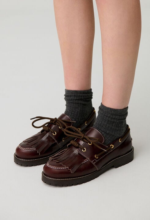 Leather boat shoes