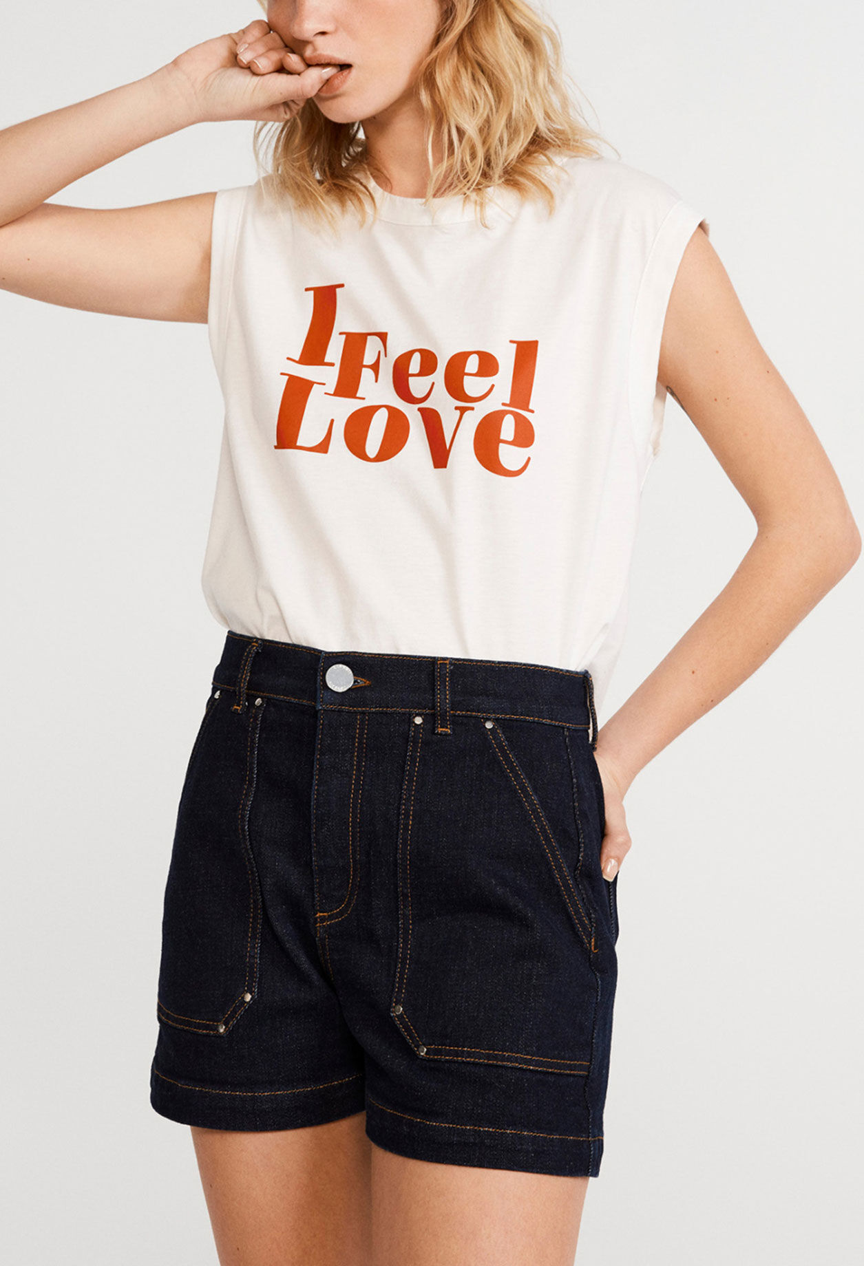Cropped organic cotton T-shirt Cropped organic cotton T-shirt